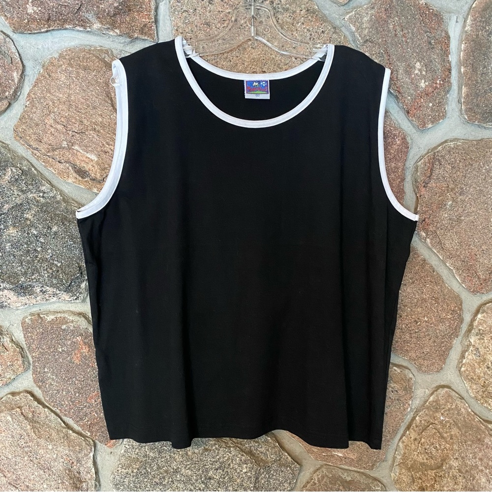 Plus size Black & White tank top